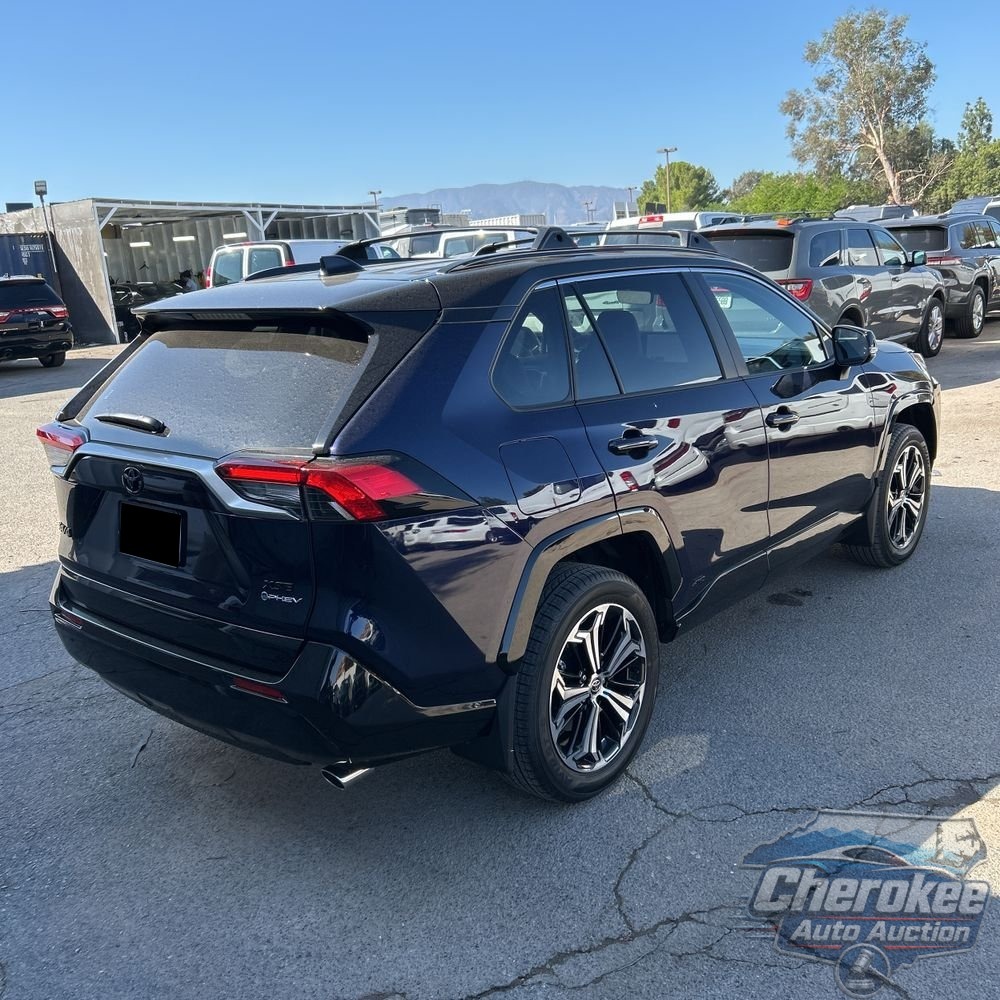 2025 Toyota RAV4 Plug-in Hybrid XSE