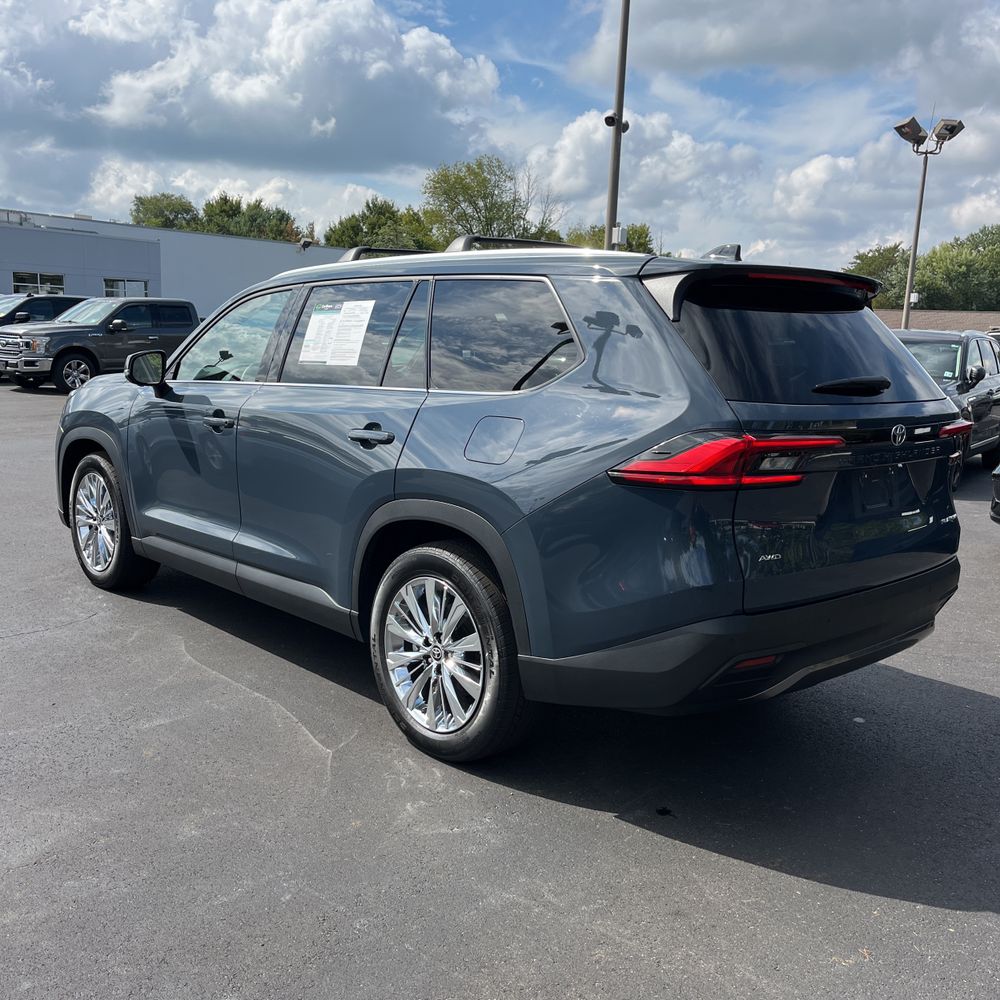 2024 Toyota Grand Highlander Platinum