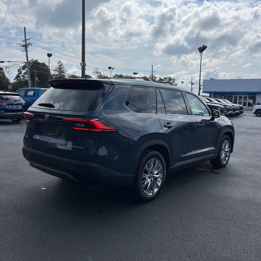 2024 Toyota Grand Highlander Platinum
