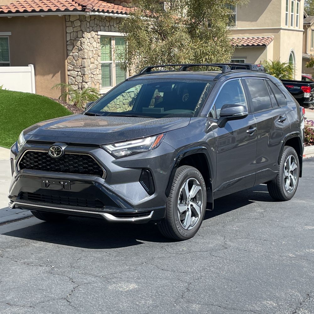 2025 Toyota RAV4 Plug-in Hybrid