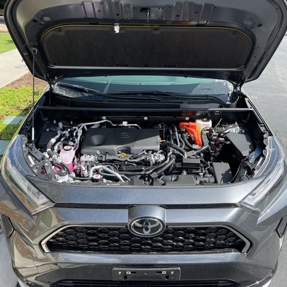 2025 Toyota RAV4 Plug-in Hybrid SE
