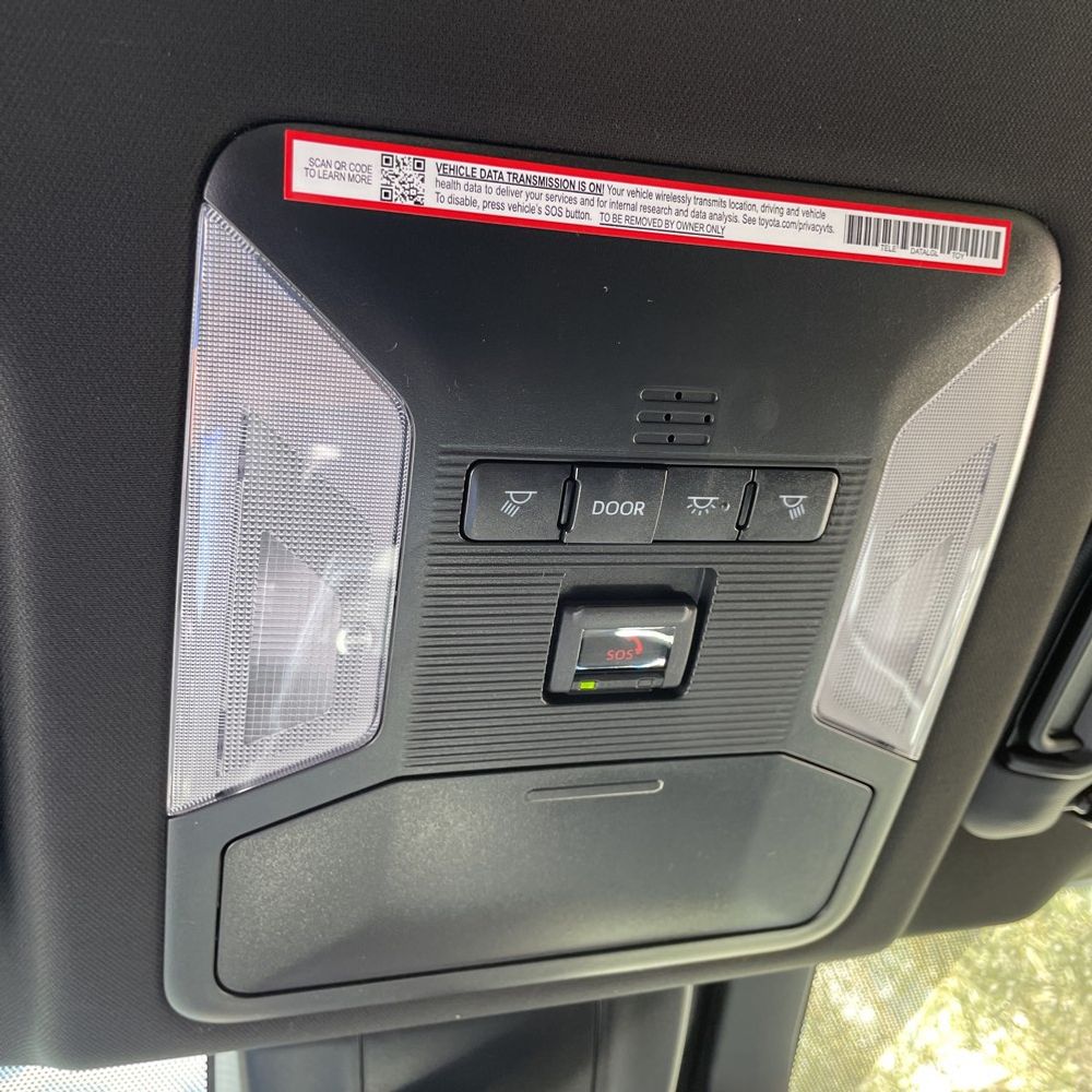 2025 Toyota RAV4 Plug-in Hybrid SE