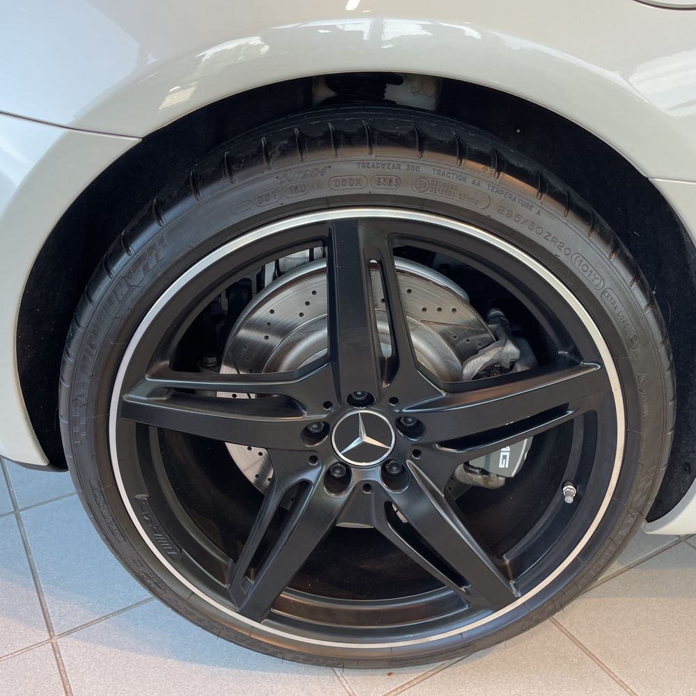 2018 Mercedes-Benz AMG GT Base