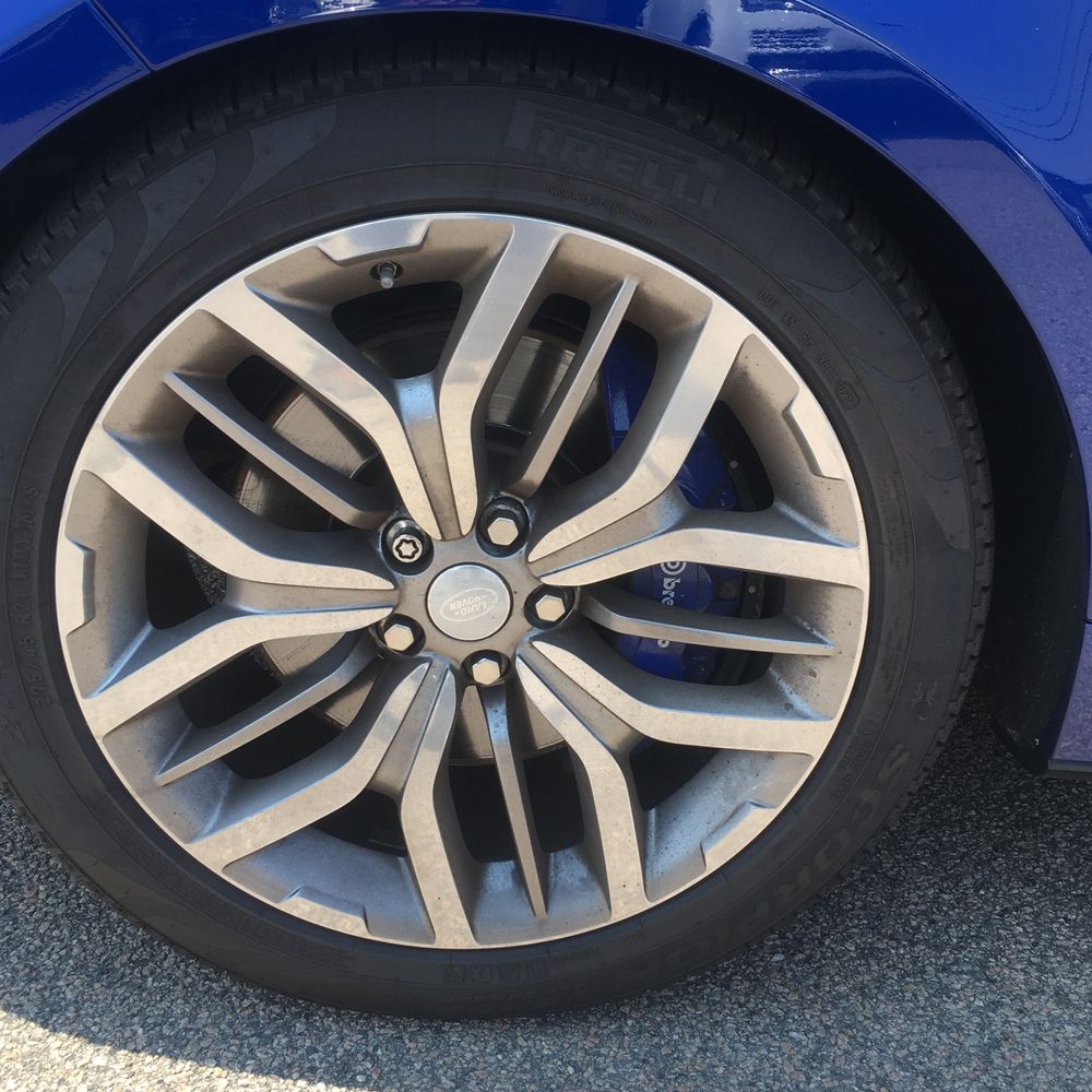 2017 Land Rover Range Rover Sport SVR