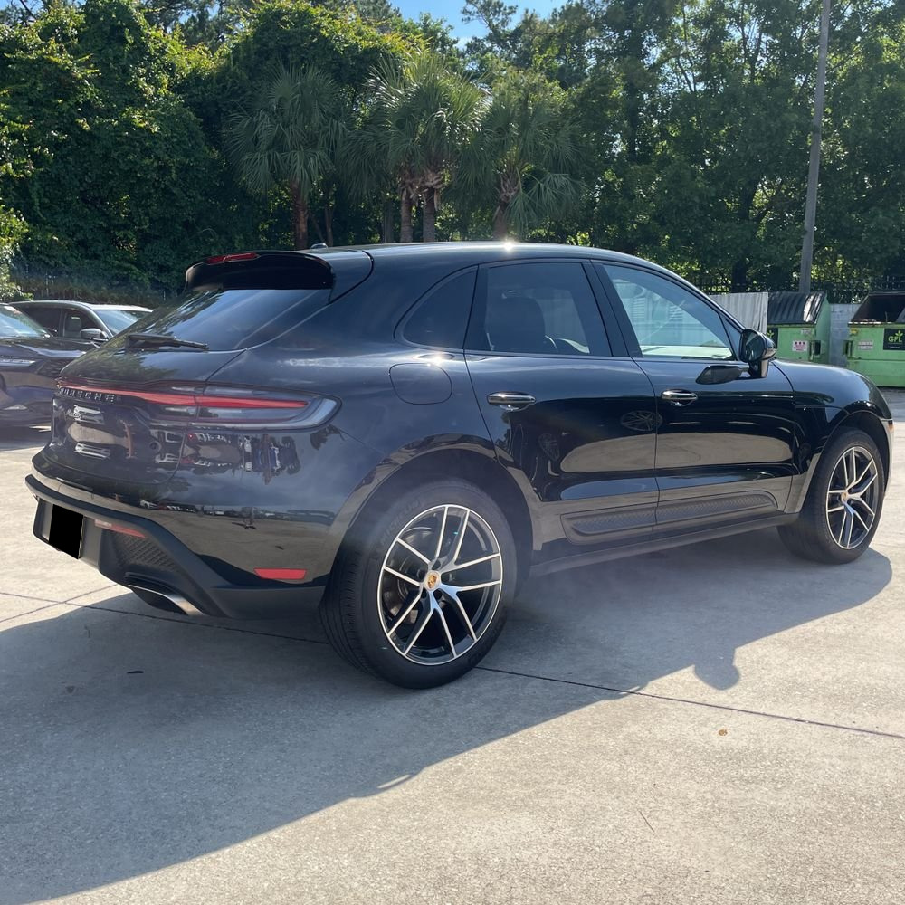2024 Porsche Macan Base