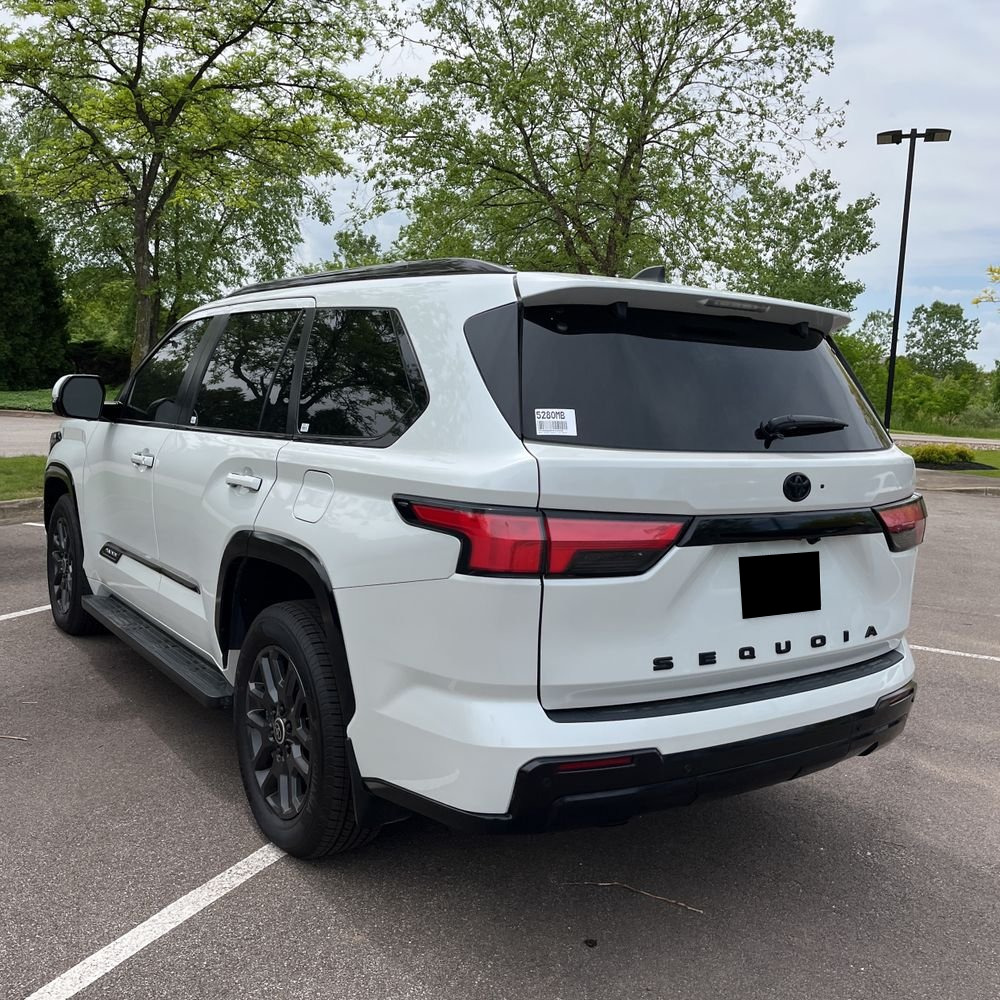 2024 Toyota Sequoia Platinum