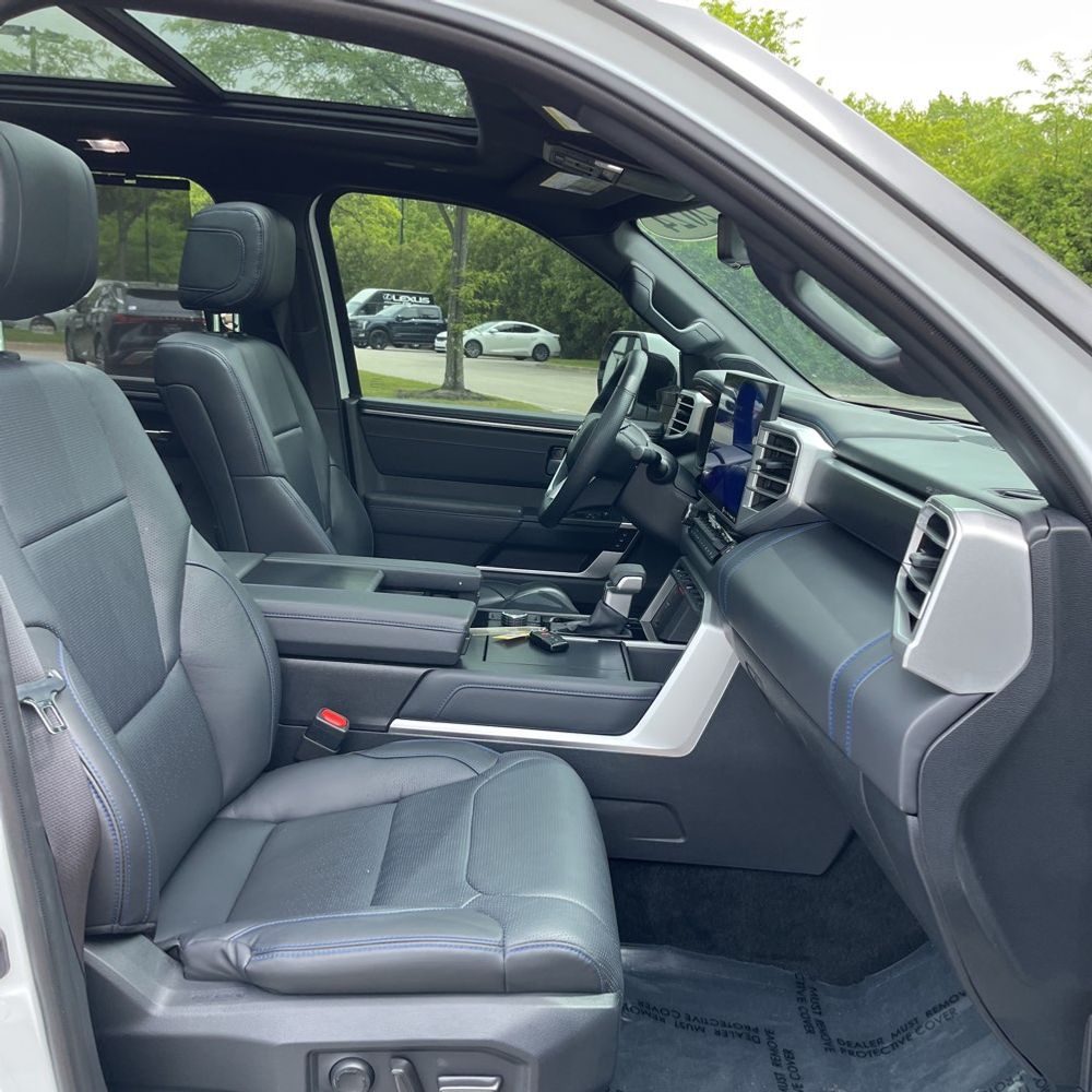2024 Toyota Sequoia Platinum