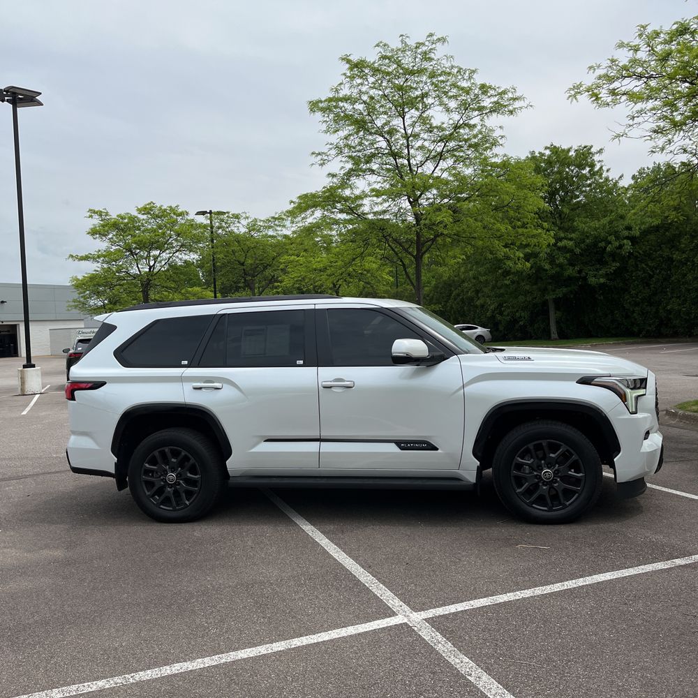 2024 Toyota Sequoia Platinum