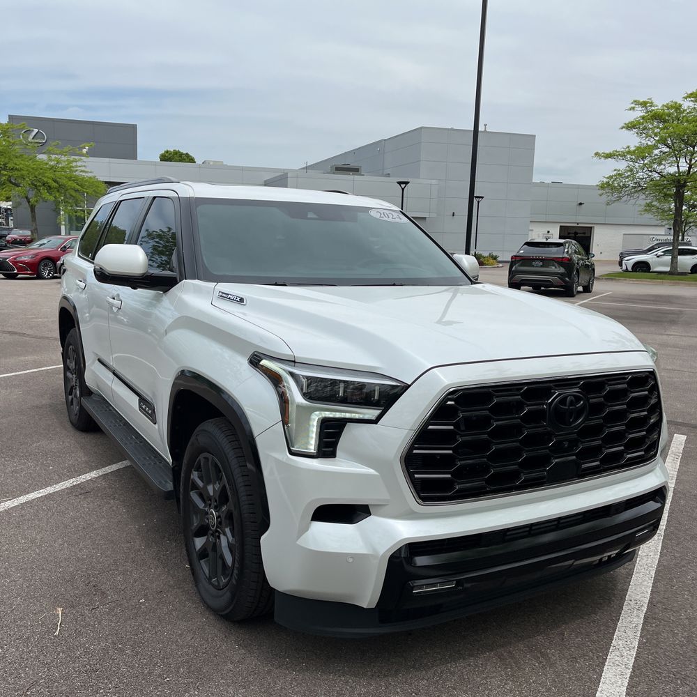 2024 Toyota Sequoia Platinum