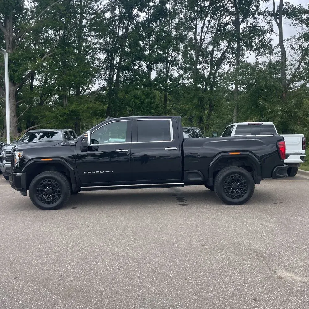 2025 GMC Sierra 2500HD Denali Ultimate