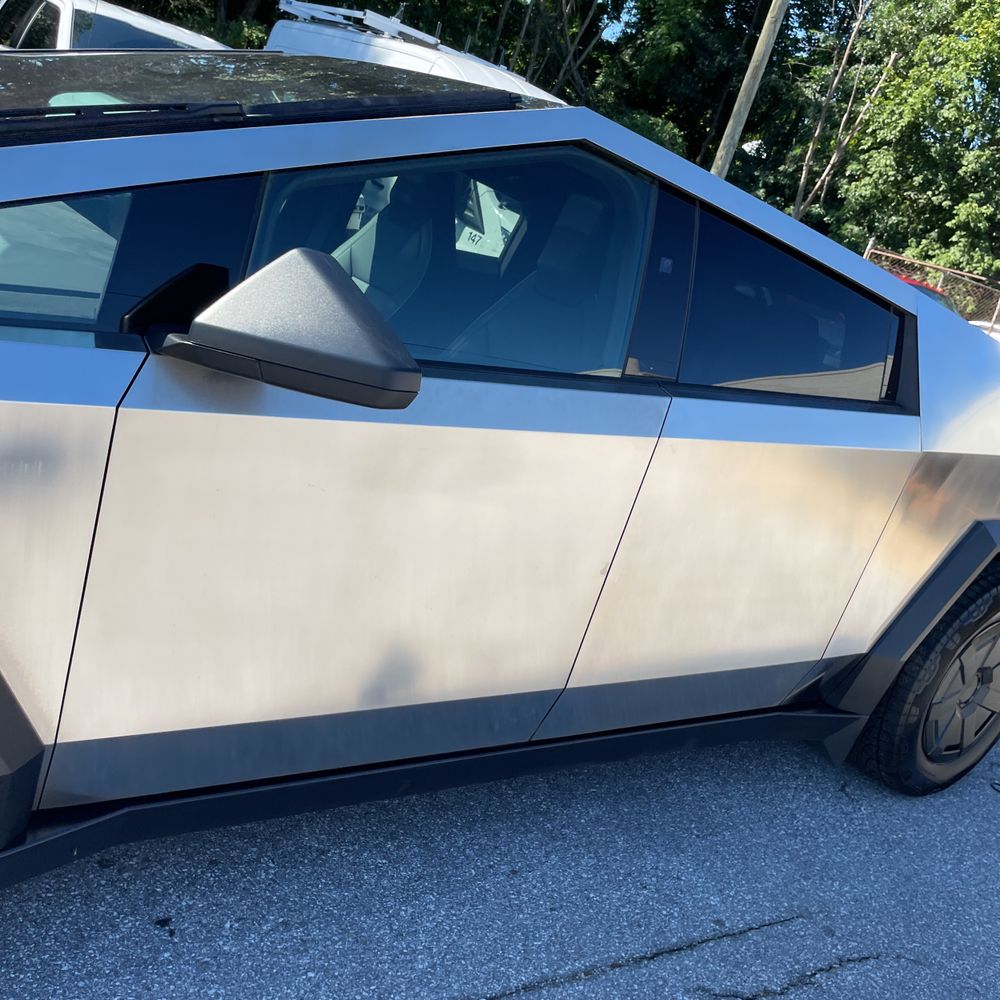 2024 Tesla Cybertruck Base