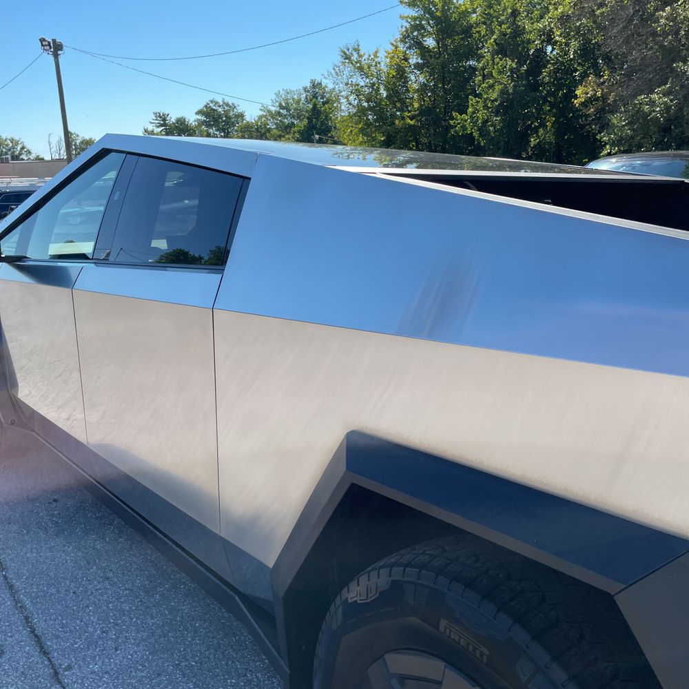2024 Tesla Cybertruck Base
