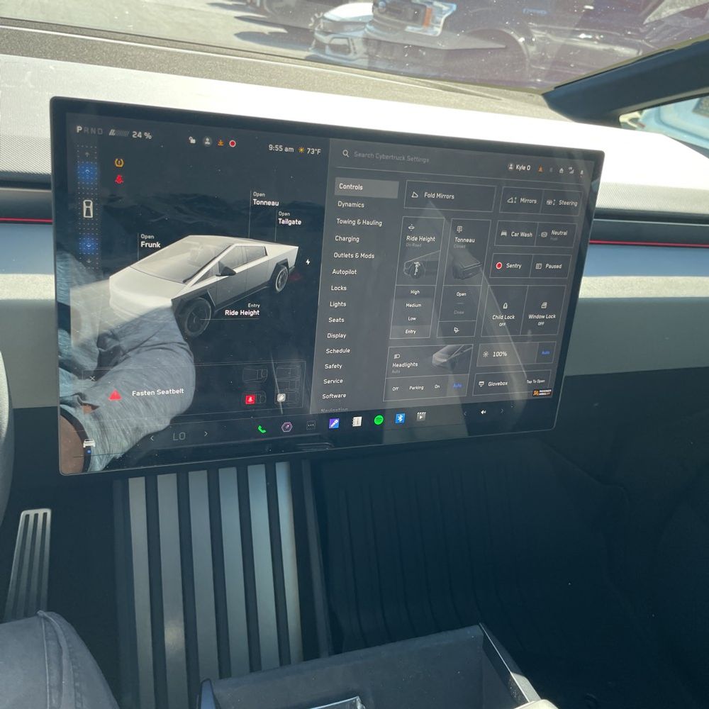 2024 Tesla Cybertruck Base