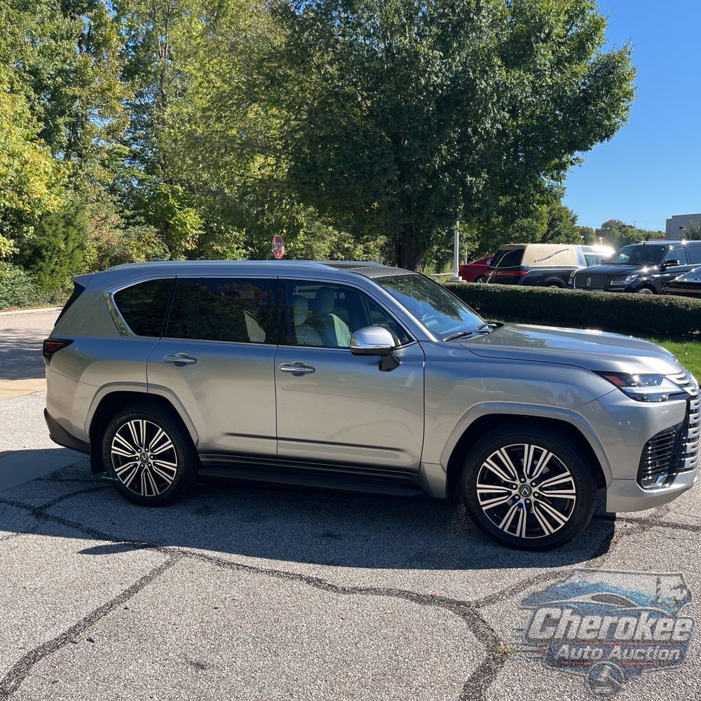 2024 Lexus LX 600 Luxury