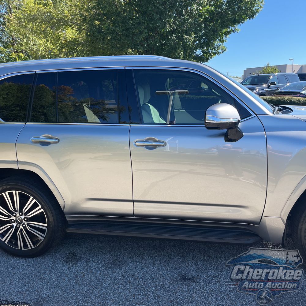 2024 Lexus LX 600 Luxury