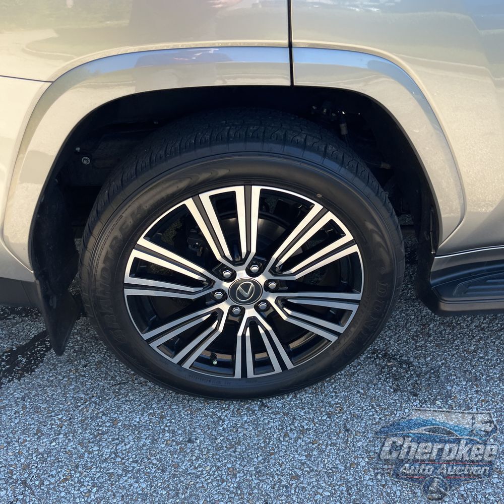 2024 Lexus LX 600 Luxury