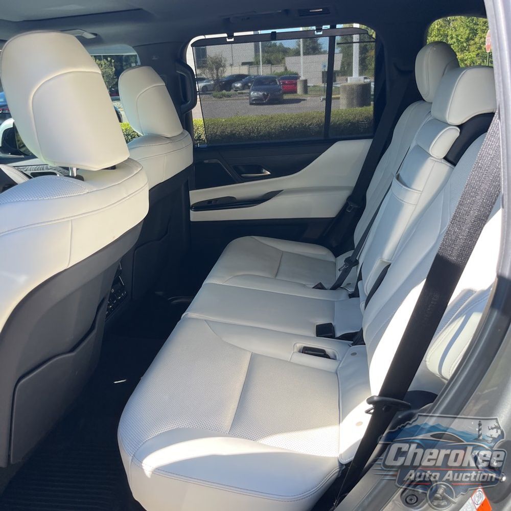 2024 Lexus LX 600 Luxury