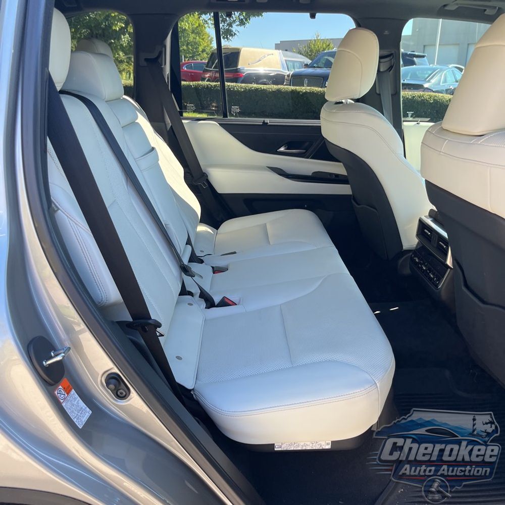 2024 Lexus LX 600 Luxury