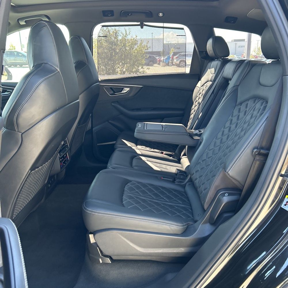 2022 Audi SQ7 Prestige