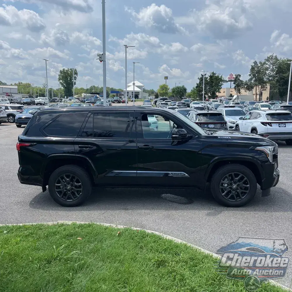 2025 Toyota Sequoia Platinum