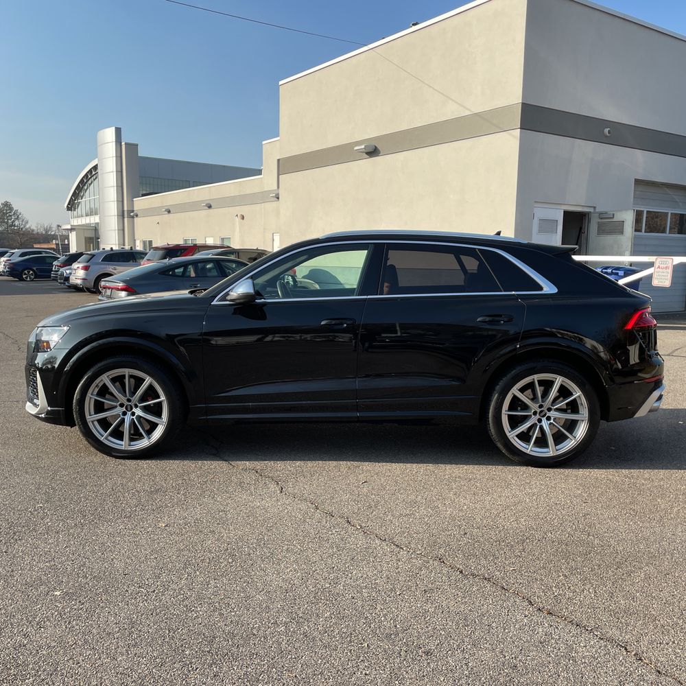 2022 Audi RS Q8