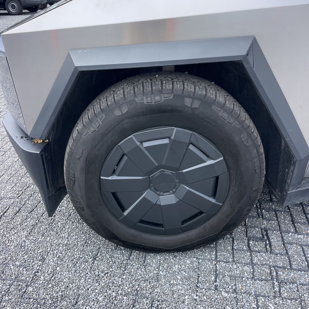 2024 Tesla Cybertruck Base