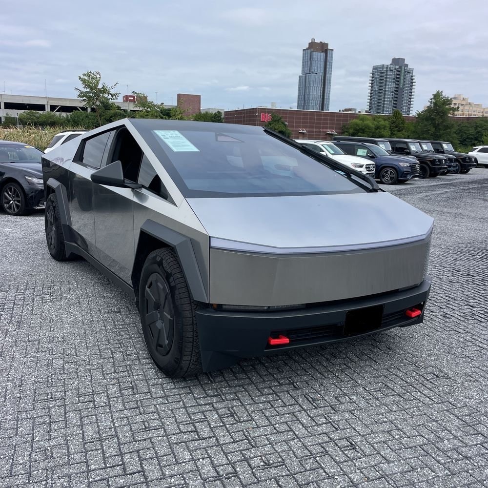 2024 Tesla Cybertruck Base