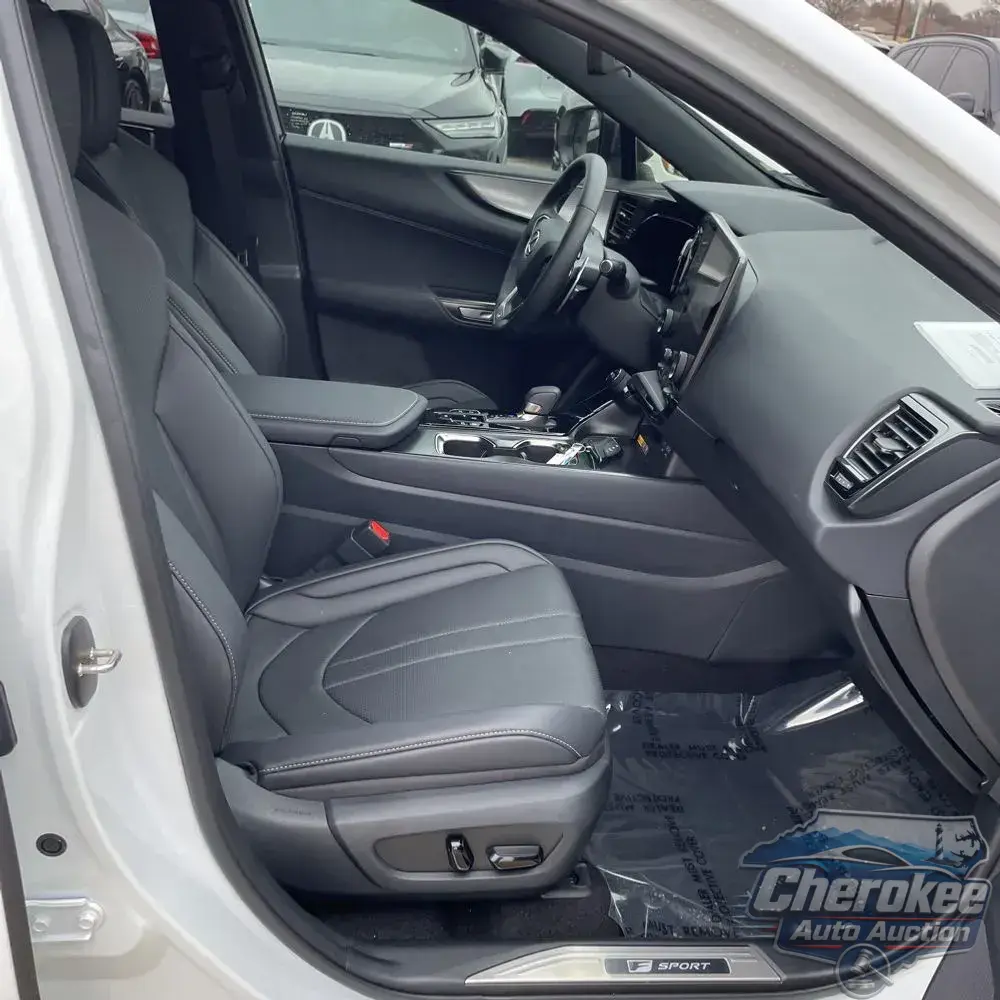 2025 Lexus NX 450h+ F SPORT Handling
