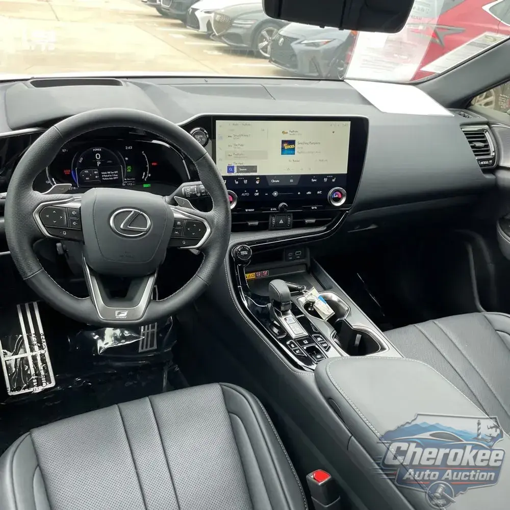 2025 Lexus NX 450h+ F SPORT Handling