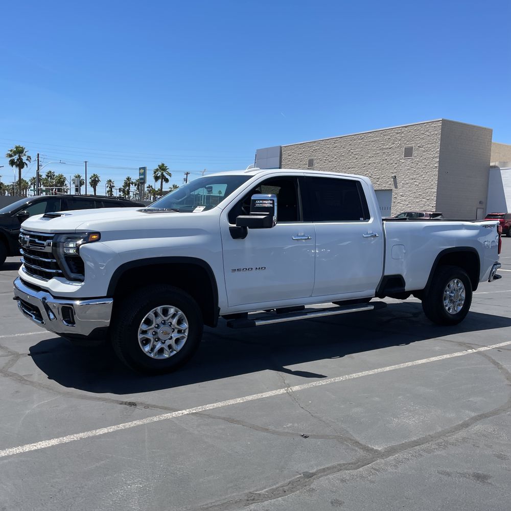 2024 Chevrolet Silverado 3500HD LTZ