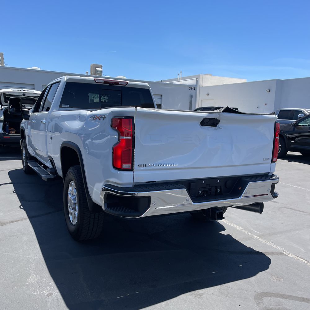 2024 Chevrolet Silverado 3500HD LTZ