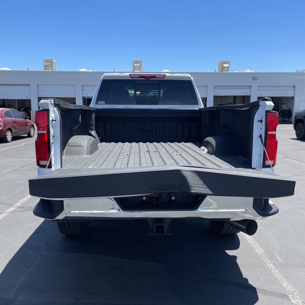 2024 Chevrolet Silverado 3500HD LTZ