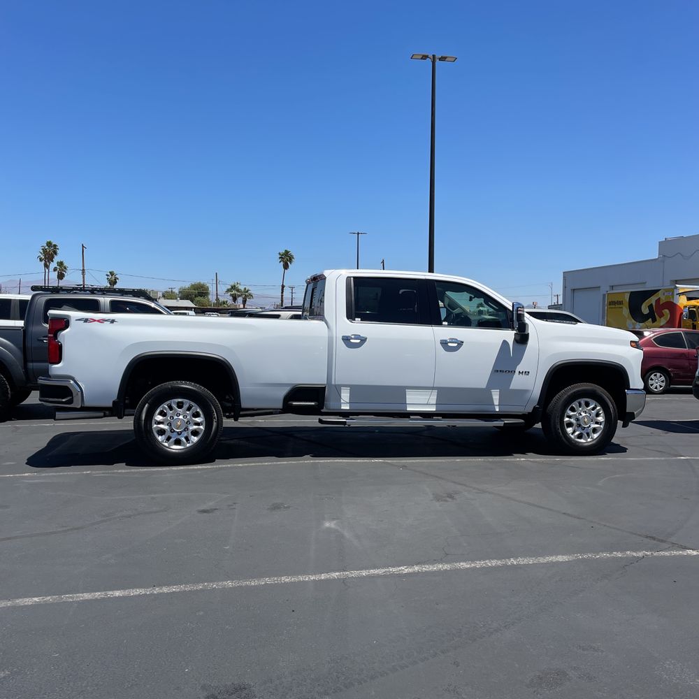 2024 Chevrolet Silverado 3500HD LTZ