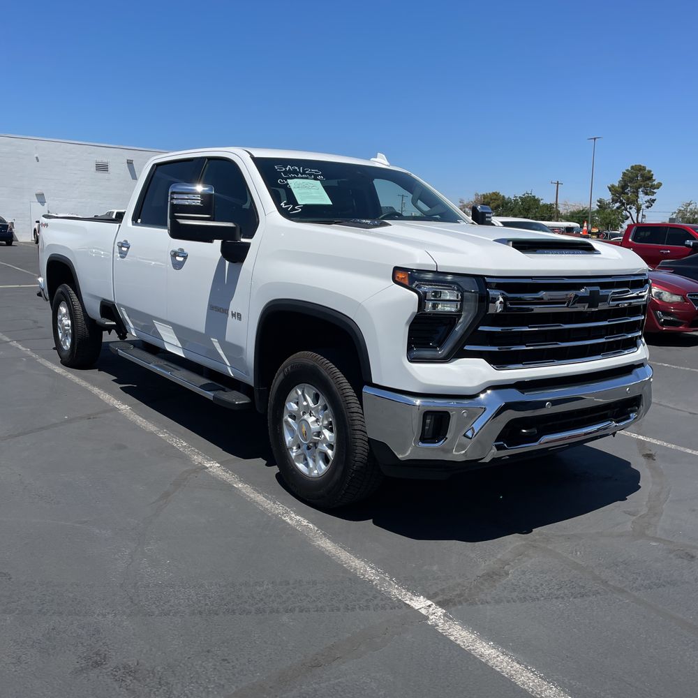 2024 Chevrolet Silverado 3500HD LTZ