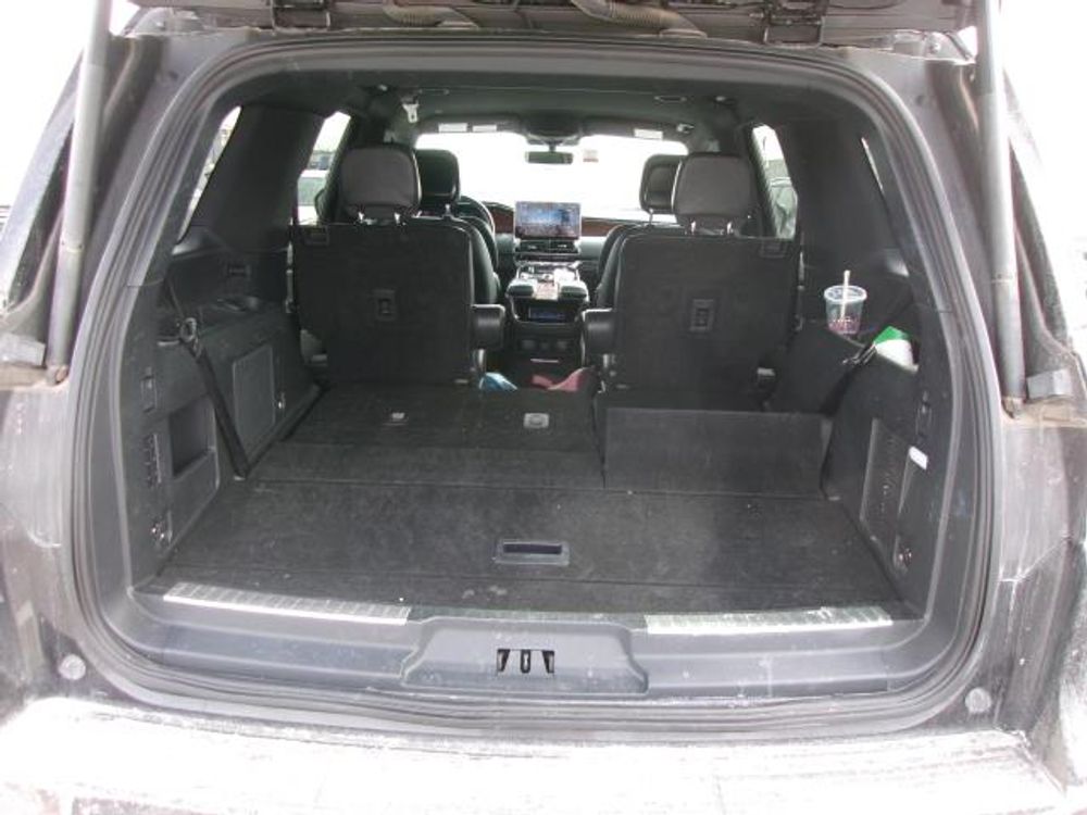 2023 Lincoln Navigator Standard