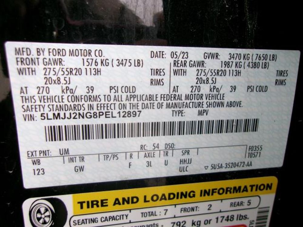 2023 Lincoln Navigator Standard