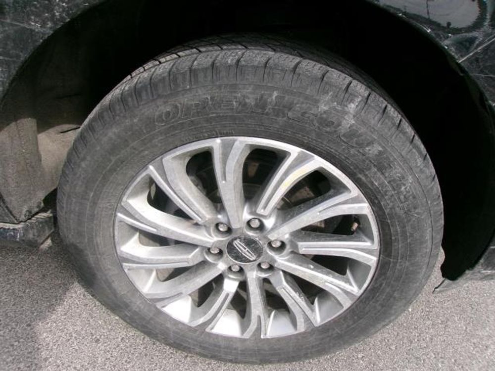 2023 Lincoln Navigator Standard