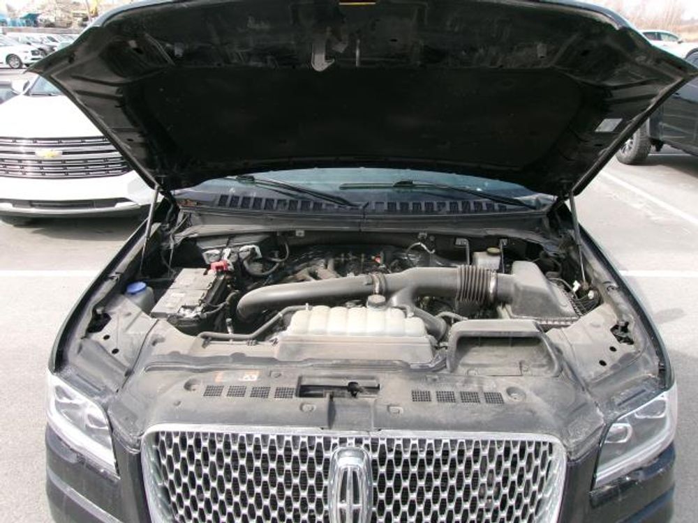 2023 Lincoln Navigator Standard