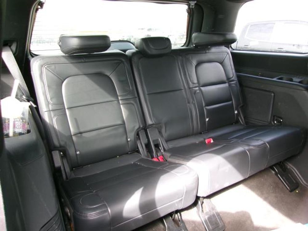 2023 Lincoln Navigator Standard