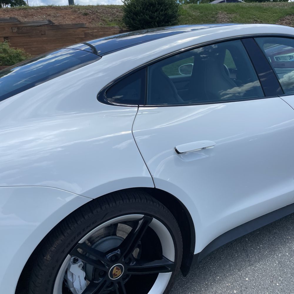 2022 Porsche Taycan Base