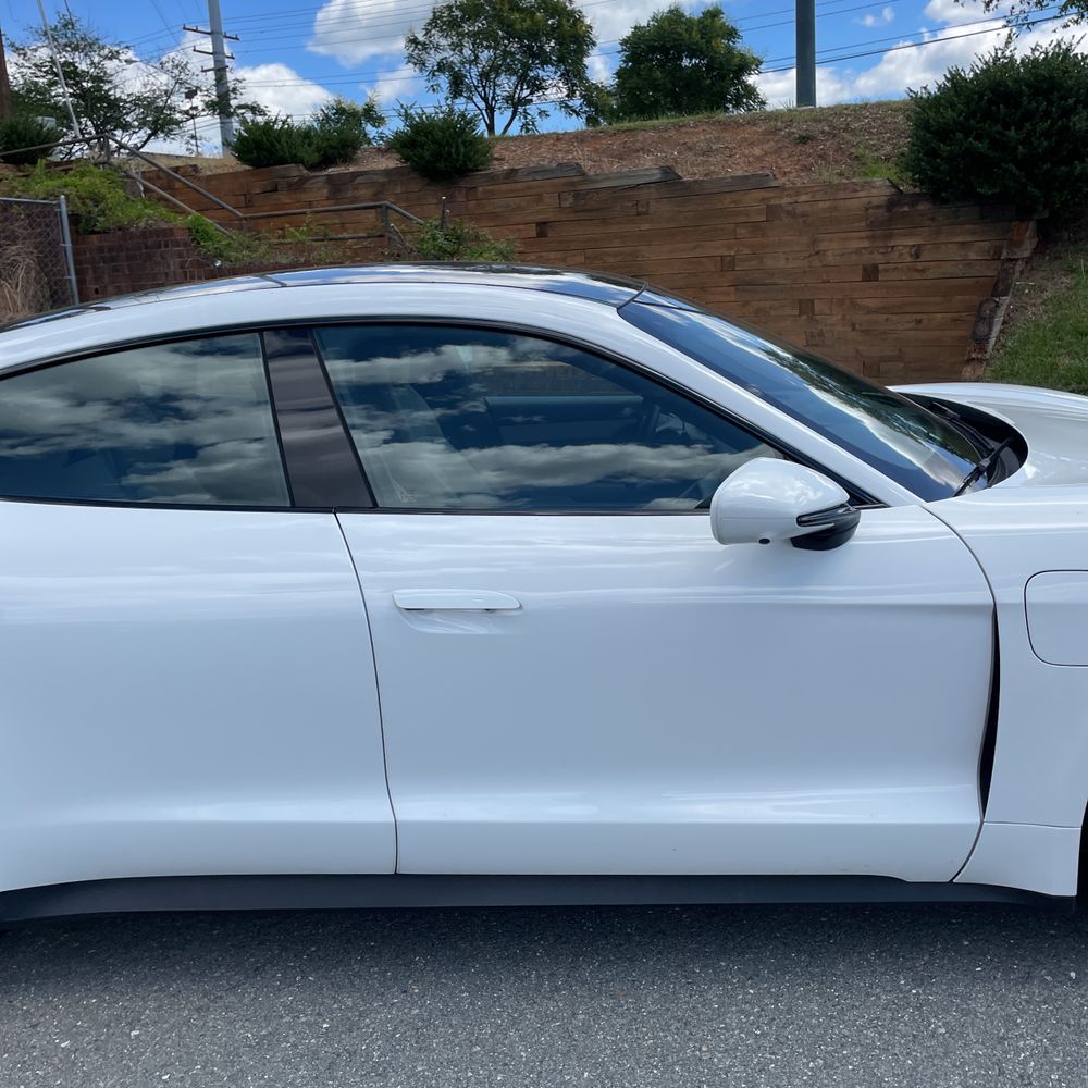 2022 Porsche Taycan Base