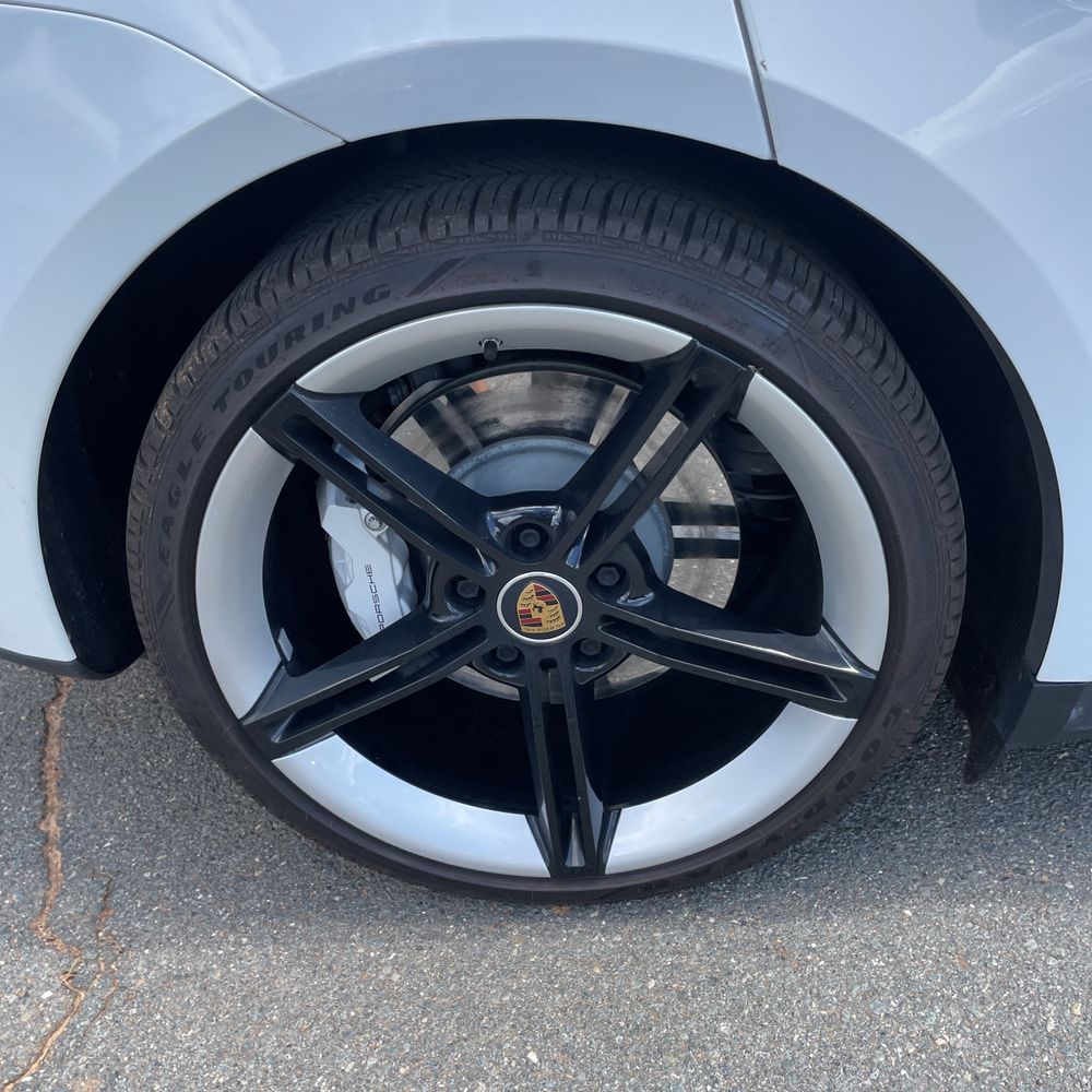 2022 Porsche Taycan Base