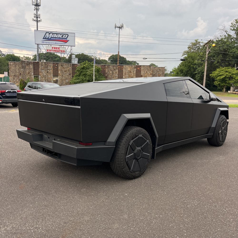 2024 Tesla Cybertruck Foundation Edition