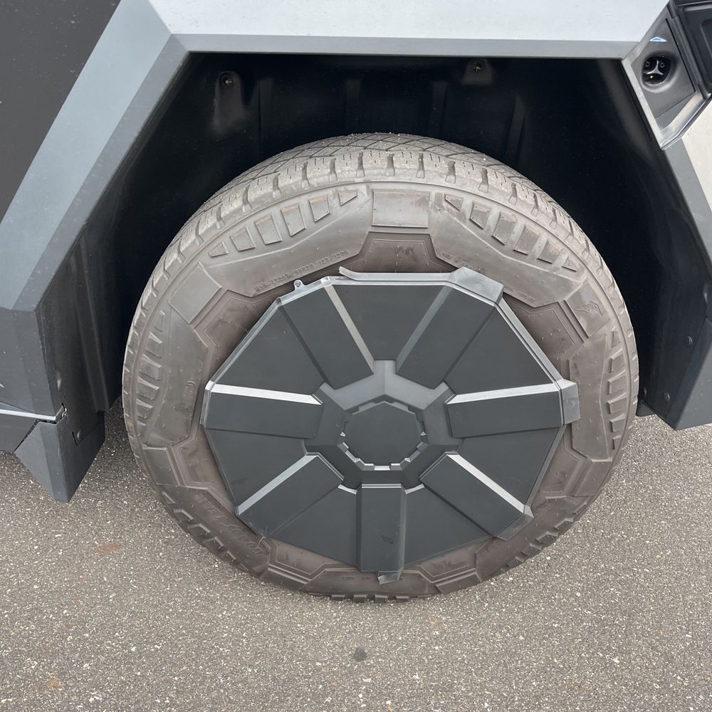 2024 Tesla Cybertruck Foundation Edition