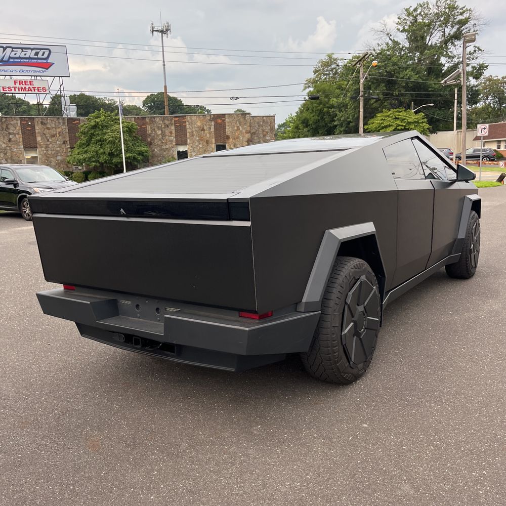 2024 Tesla Cybertruck Foundation Edition
