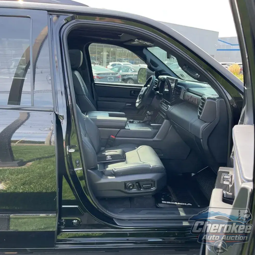 2024 Toyota Sequoia Platinum