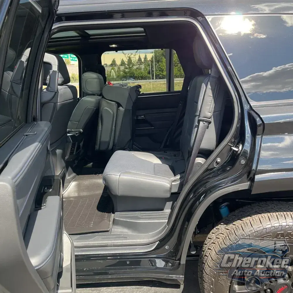 2024 Toyota Sequoia Platinum
