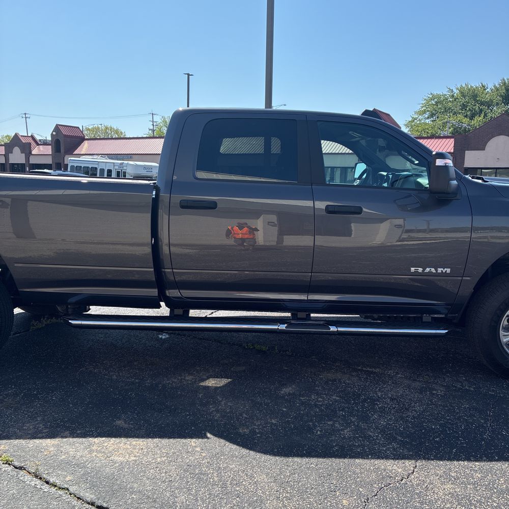 2026 Ram 2500 Big Horn Crew Cab 4x4 8' Box