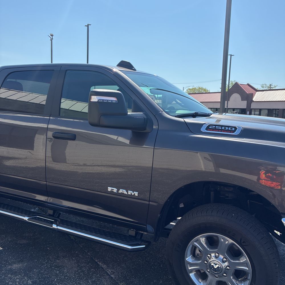 2026 Ram 2500 Big Horn Crew Cab 4x4 8' Box