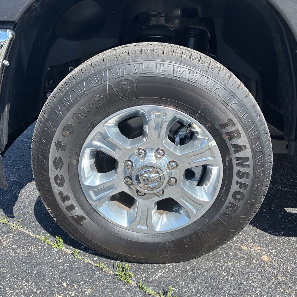 2026 Ram 2500 Big Horn Crew Cab 4x4 8' Box